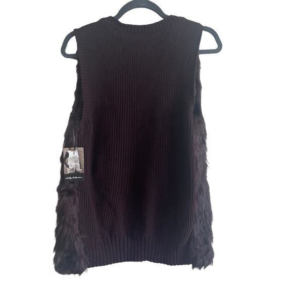 NWT Debby Collection Knit Faux Fur Vest Burgundy Medium - Picture 5 of 7